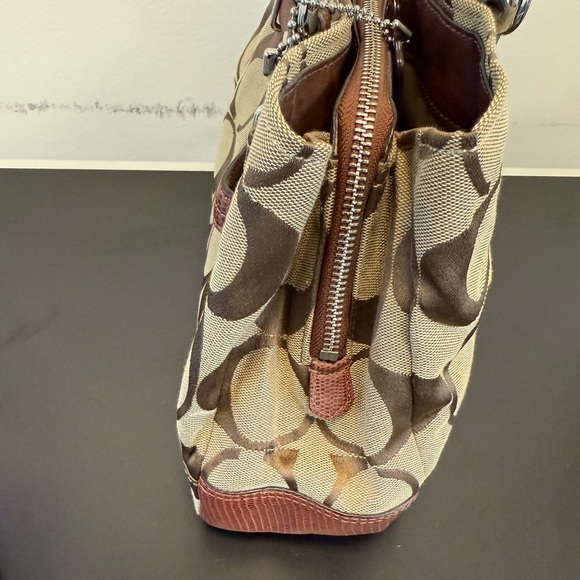 Coach Tan and Brown Shoulder Tote Bag - Picture 6 of 10